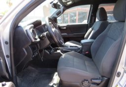 2017 Toyota Tacoma - Thumbnail 27