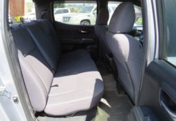 2017 Toyota Tacoma - Thumbnail 30