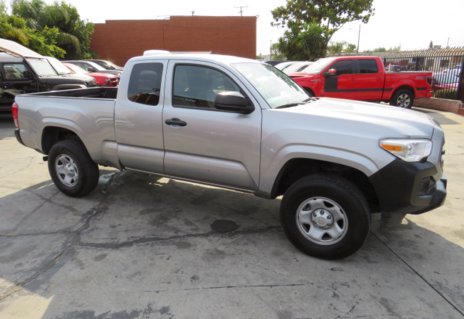 Picture of 2019 Toyota Tacoma