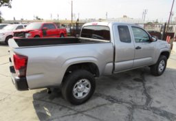 2019 Toyota Tacoma - Thumbnail 5