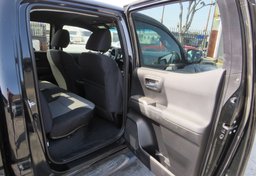 2021 Toyota Tacoma - Thumbnail 29