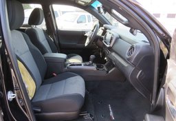 2021 Toyota Tacoma - Thumbnail 27