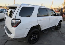 2018 Toyota 4Runner - Thumbnail 8