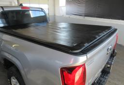 2020 Toyota Tacoma - Thumbnail 18