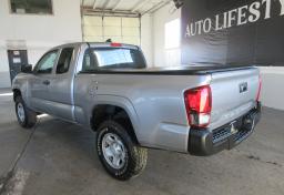 2020 Toyota Tacoma - Thumbnail 6