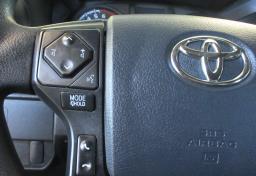 2020 Toyota Tacoma - Thumbnail 31