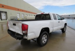 2019 Toyota Tacoma 4WD - Thumbnail 8