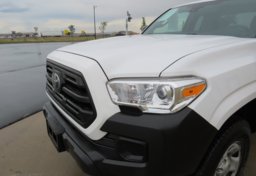 2019 Toyota Tacoma 4WD - Thumbnail 18
