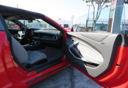 2020 Chevrolet Camaro - Thumbnail 23