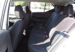 2021 Nissan Kicks - Thumbnail 26