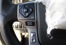 2015 Toyota Tacoma - Thumbnail 35