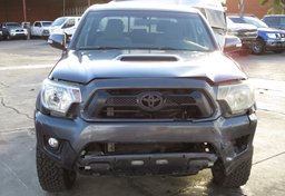 2015 Toyota Tacoma - Thumbnail 11