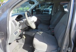 2020 Nissan Frontier - Thumbnail 22