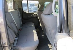 2020 Nissan Frontier - Thumbnail 28