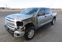 2017 Toyota Tundra 4WD - Thumbnail 2