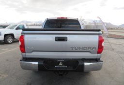 2017 Toyota Tundra 4WD - Thumbnail 11