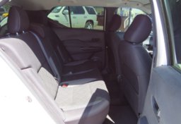 2020 Nissan Kicks - Thumbnail 27