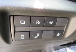 2020 Nissan Kicks - Thumbnail 33