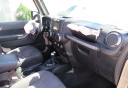 2016 Jeep Wrangler Unlimited - Thumbnail 13