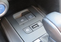 2022 Toyota Venza - Thumbnail 35