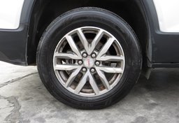 2017 GMC Acadia - Thumbnail 18