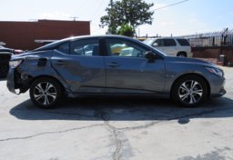 2021 Nissan Sentra - Thumbnail 9