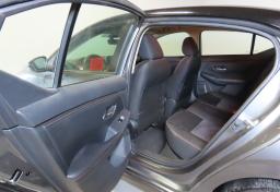 2022 Nissan Sentra - Thumbnail 24