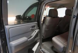 2022 Nissan Frontier - Thumbnail 21