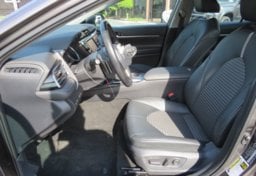 2019 Toyota Camry - Thumbnail 23