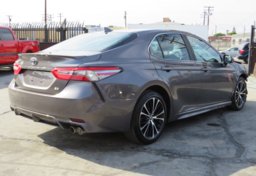 2019 Toyota Camry - Thumbnail 8