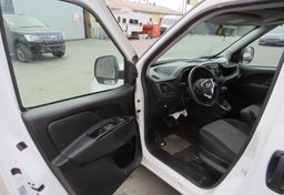 2019 Ram ProMaster City Cargo Van - Thumbnail 18