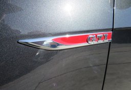 2017 Volkswagen Golf GTI - Thumbnail 18