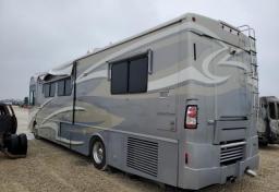 2007 Freightliner XCF Chassis - Thumbnail 3