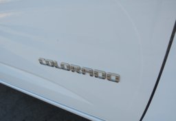 2019 Chevrolet Colorado - Thumbnail 18