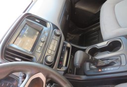 2019 Chevrolet Colorado - Thumbnail 32