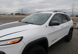 2018 Jeep Cherokee - Thumbnail 12