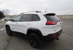 2018 Jeep Cherokee - Thumbnail 5