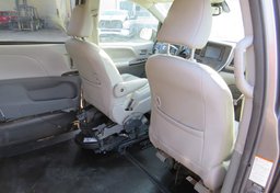 2018 Toyota Sienna - Thumbnail 35