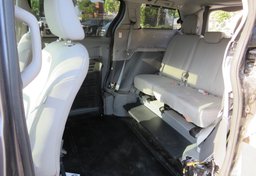 2018 Toyota Sienna - Thumbnail 33