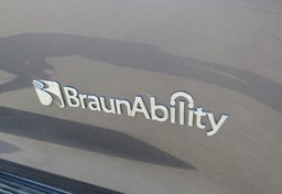 2018 Toyota Sienna - Thumbnail 22