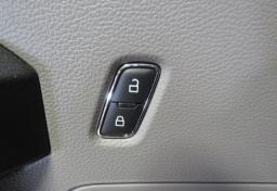 2021 Ford F-250 Super Duty - Thumbnail 34