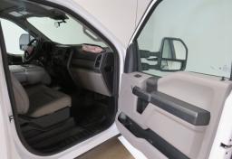 2021 Ford F-250 Super Duty - Thumbnail 21