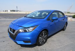 2021 Nissan Versa - Thumbnail 2