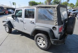 2015 Jeep Wrangler Unlimited - Thumbnail 9