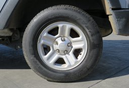 2015 Jeep Wrangler Unlimited - Thumbnail 11