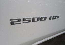 2020 Chevrolet Silverado 2500HD - Thumbnail 17