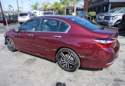 2017 Honda Accord Sedan - Thumbnail 9