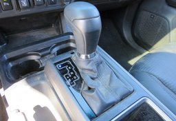 2020 Toyota Tacoma 4WD - Thumbnail 11