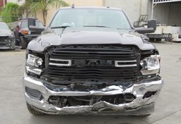 2020 Ram 2500 - Thumbnail 11