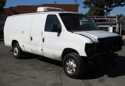 2013 Ford Econoline Cargo Van - Thumbnail 4